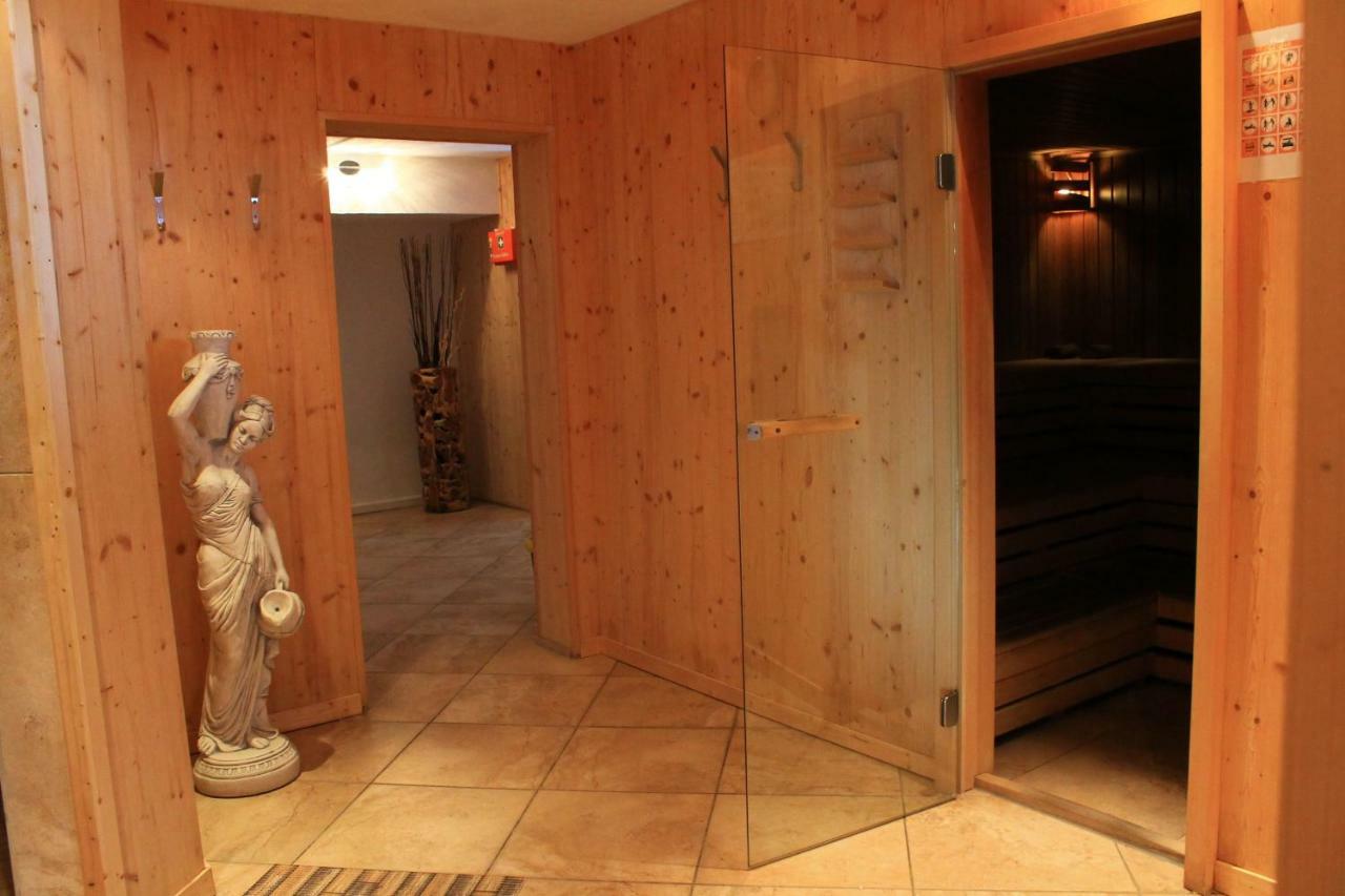 Appartament "Felicia" Gosau Apartment Exterior photo